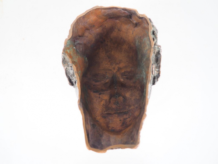 Augustre RODIN (d'après). "Masque funéraire". Sculpture en bronze à pa