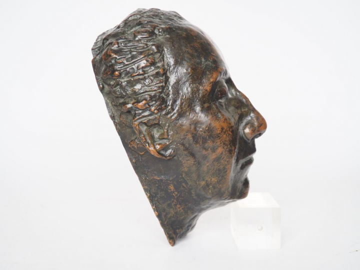 Augustre RODIN (d'après). "Masque funéraire". Sculpture en bronze à pa