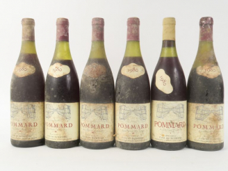 Vente aux enchères 6 BOUTEILLES POMMARD CAVES DES BATISTINES - 1980 - BS/2 CAPS CORRODÉES
