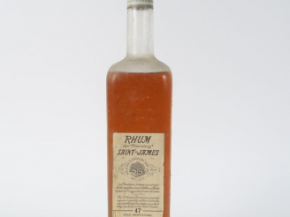 Vente aux enchères 1 VIEILLE BOUTEILLE RHUM ST JAMES 47° - BS