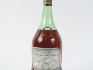 Vente aux enchères 1 VIEILLE BOUTEILLE COGNAC GRANDE FINE CHAMPAGNE BISQUIT DUBOUCHÉ - 18
