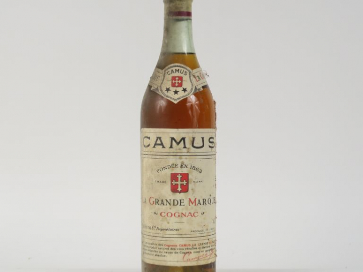 1 VIEILLE BOUTEILLE COGNAC CAMUS 'LA GRANDE MARQUE' - BS