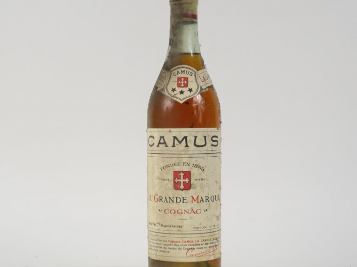 1 VIEILLE BOUTEILLE COGNAC CAMUS 'LA GRANDE MARQUE' - BS