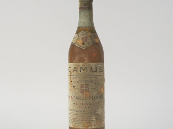 1 VIEILLE BOUTEILLE COGNAC CAMUS 'LA GRANDE MARQUE' - BS