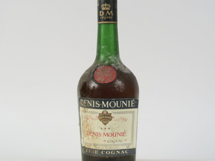 1 VIEILLE BOUTEILLE COGNAC DENIS MOUNIE - BS