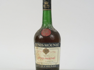 Vente aux enchères 1 VIEILLE BOUTEILLE COGNAC DENIS MOUNIE - BS