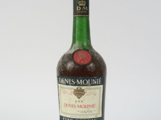 Vente aux enchères 1 VIEILLE BOUTEILLE COGNAC DENIS MOUNIE - BS