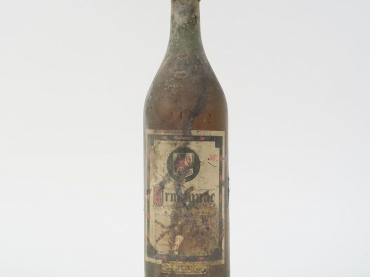 1 VIEILLE BOUTEILLE (1 L) ARMAGNAC CAVÉ FRERES - BS/EA