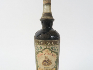 Vente aux enchères 1 VIEILLE BOUTEILLE GRANDE CREME DE CASSIS LEJAY LAGOUTE - BS/CAPS ETA