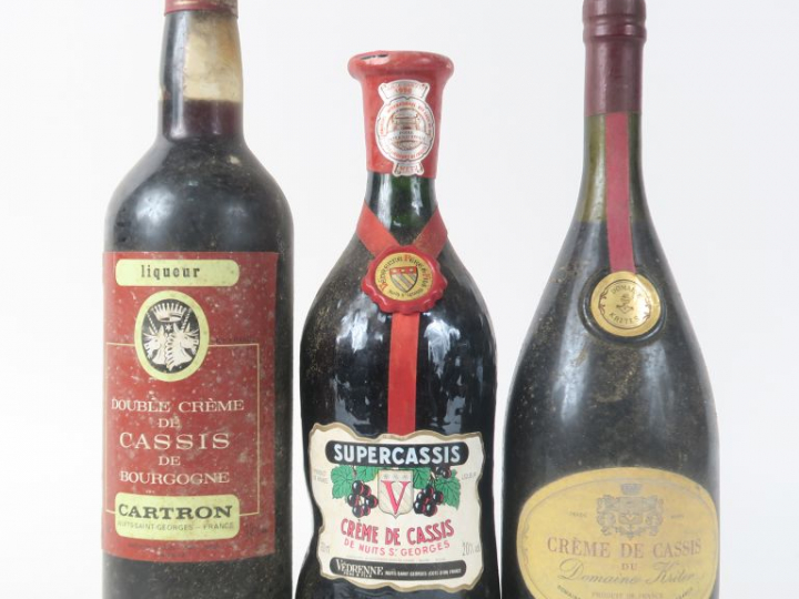 3 BOUTEILLES CRÈME DE CASSIS : 1 SUPERCASSIS VEDRENE - 1 DOMAINE KRITE