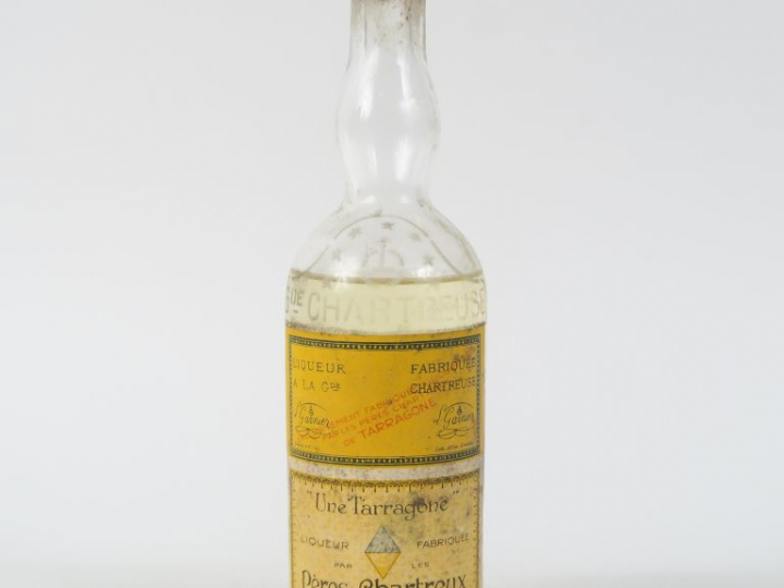 1 BOUTEILLE (25 CL) CHARTREUSE JAUNE PÉRIODE 1936-1941