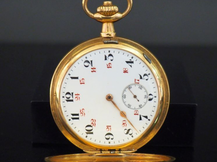 Montre de gousset aveugle en or jaune 750.  Cadran à chiffres arabes p