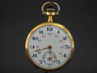 Vente aux enchères Montre de gousset en or jaune 750. Cadran à chiffres arabes pour les h