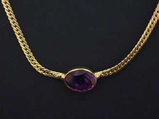 Vente aux enchères Collier souple en or jaune 750, maille plate anglaise, ornée en son ce