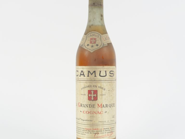 1 VIEILLE BOUTEILLE COGNAC CAMUS 'LA GRANDE MARQUE' - BS