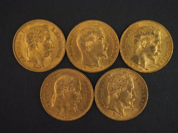 Cinq pièces de 20 Francs or, 1860-BB (x2), 1861-A (x1) et 1862-A (x2).