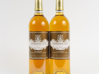 Vente aux enchères 2 BOUTEILLES CHARTREUSE DE COUTET SAUTERNES - 1996