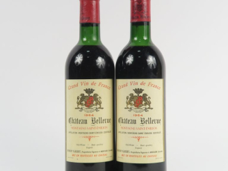 Vente aux enchères 2 BOUTEILLES CHÂTEAU BELLEVUE MONTAGNE ST EMILION - 1964 - 1 LB/1 HEP