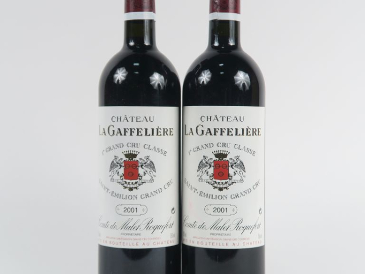 2 BOUTEILLES CHÂTEAU LA GAFFELIÈRE 1er GCC ST EMILION  - 2001