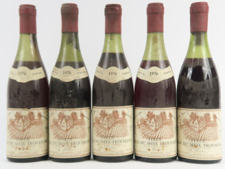 Vente aux enchères 5 BOUTEILLES FIXIN 'CLOS DU MEIX TROUHANS - 1976 - 4 CM/2 à 5 CM/5,5 C