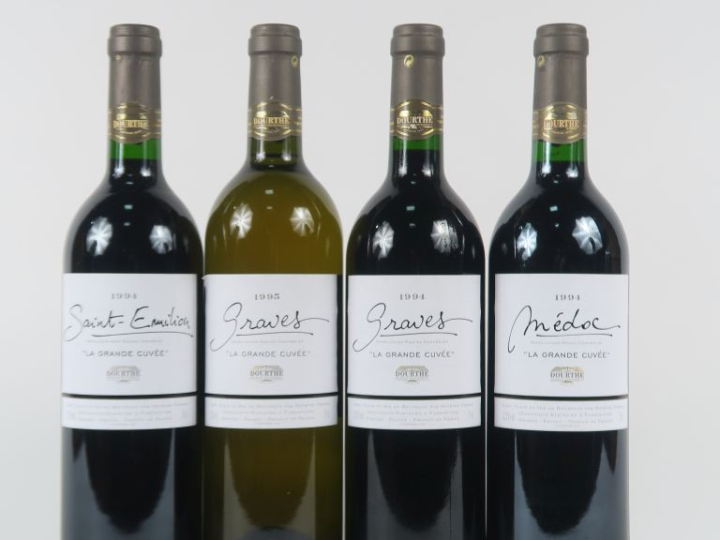 4 BOUTEILLES DOURTHE 'LA GRANDE CUVÉE' : 2 GRAVES (1 BLANC 1995/1 ROUG