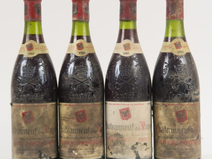 4 BOUTEILLES CHÂTEAUNEUF DU PAPE CHÂTEAU MONT REDON - 1985 - BS/EA