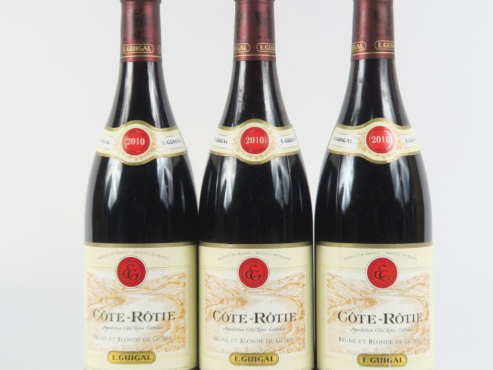 3 BOUTEILLES CÔTE ROTIE 'BRUNE ET BLONDE' E. GUIGAL - 2010