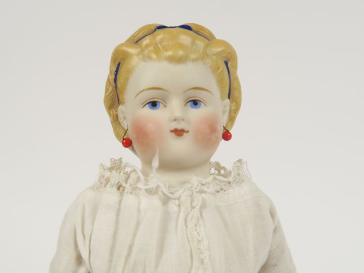 	Poupée tête buste en biscuit de fabrication allemande 1880 (accidenté