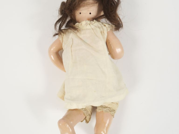 	Bébé de caractère de fabrication française SFBJ moule 251 taille 4 bo