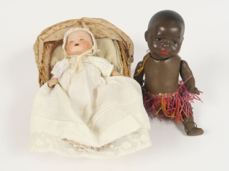 Vente aux enchères 	Lot de 2 petits bébés têtes pleines dont : bébé de couleur Heubach 39