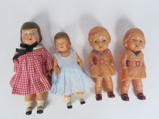 Vente aux enchères Lot de poupées de petite taille en celluloïd comprenant Jeanne d'Arc u
