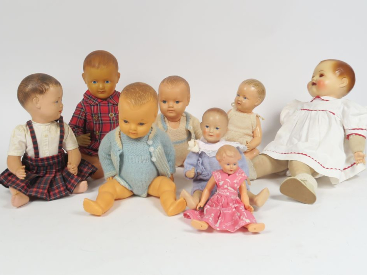 	Lot de bébés celluloïd comprenant François et SNF de diverses tailles