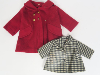 Vente aux enchères Lot de vêtements anciens pour poupées 1920/40 ensemble en bel état d’u