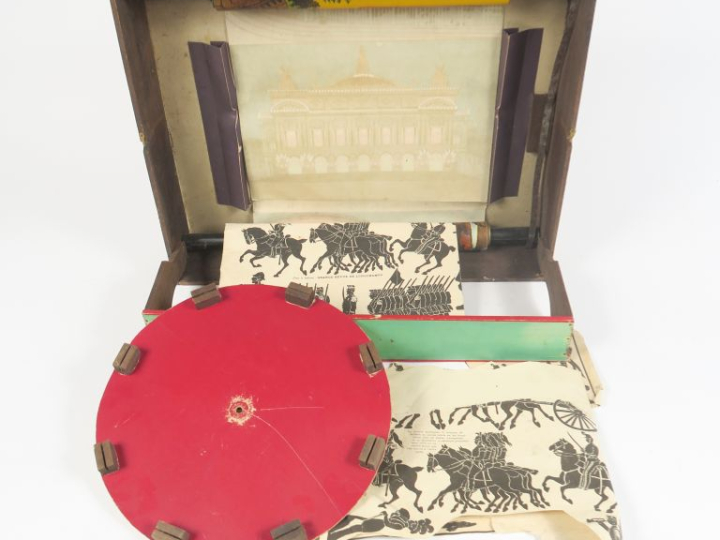 Jeu SAUSSINE Paris : le nouveau genre d’ombres chinoises, tableau lumi