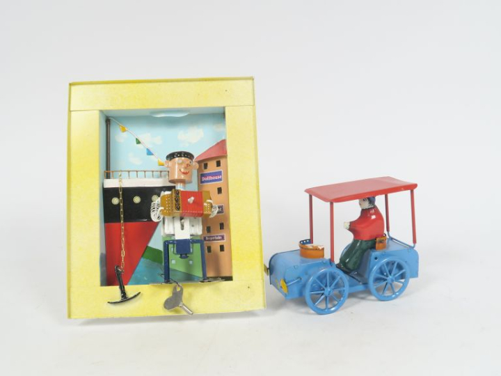 Lot de jouets en tôle : cadre animé 20 x 25 cm, le marin - joueur d'ac