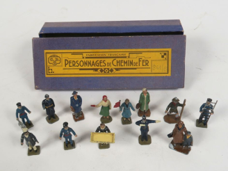Vente aux enchères CBG boîte de personnages de chemin de fer référence 861E contenant per