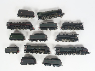 Vente aux enchères 	Lot de matériel roulant ho de marque Jouef comprenant 6 locomotives t