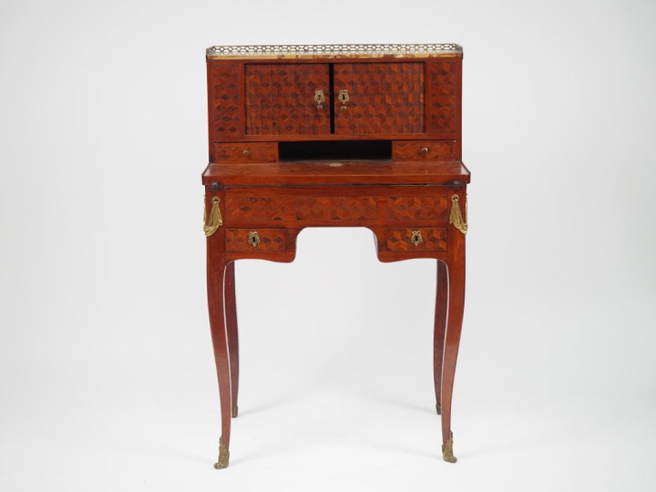 Bonheur du jour Transition Louis XV - Louis XVI en marqueterie de cube