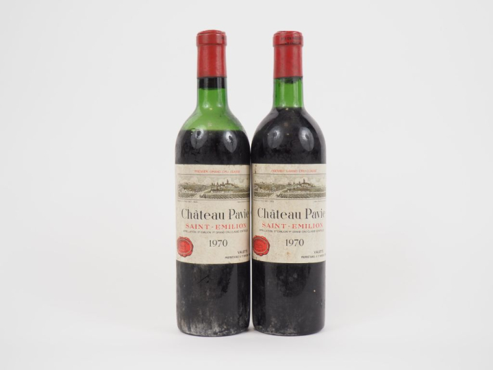 2 BOUTEILLES CHÂTEAU PAVIE GCC ST EMILION - 1970 - 1 BG/1 BEP/BOUCHON 