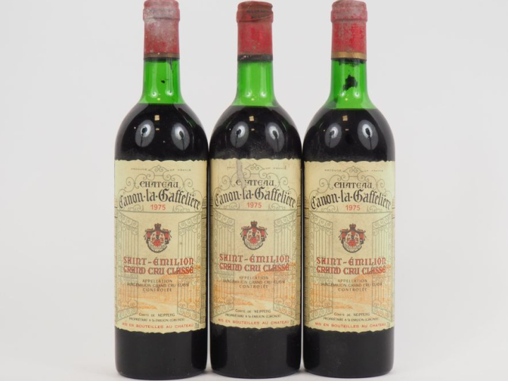 3 BOUTEILLES CHÂTEAU CANON LA GAFFELIÈRE GCC ST EMILION 1975 - 2 LB/1 