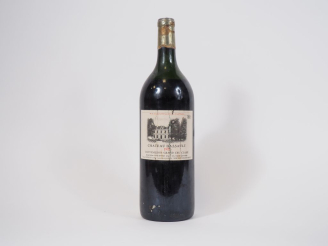 Vente aux enchères 1 MAGNUM CHÂTEAU DASSAULT GC ST EMILION - 1978 - BEP/CAPS CORR