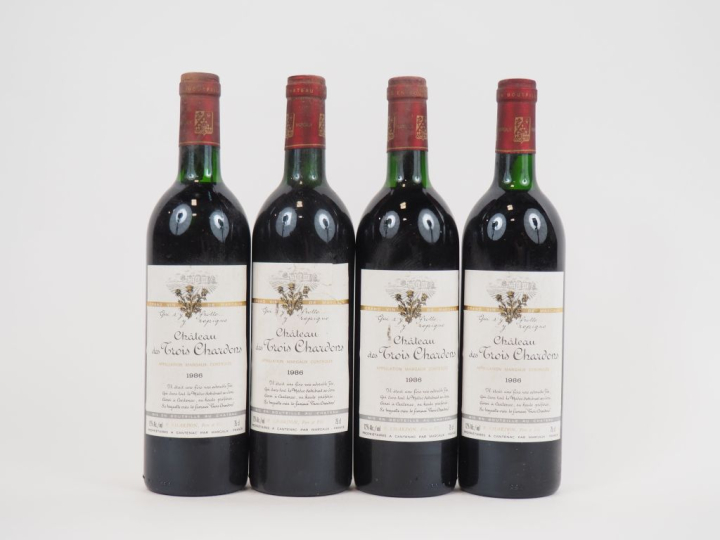 4 BOUTEILLES CHÂTEAU DES TROIS CHARDONS 1986 - 1 BG/3 LB