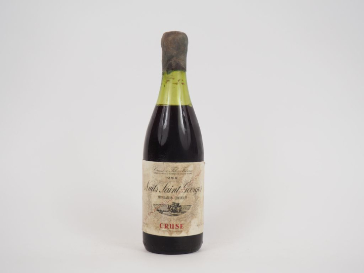 1 VIEILLE BOUTEILLE NUITS SAINT GEORGES VSR CRUSE   FILS FRÈRES - NM -