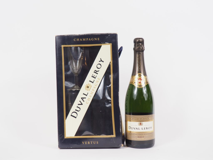 1 BOUTEILLE CHAMPAGNE DUVAL LEROY - COFFRET