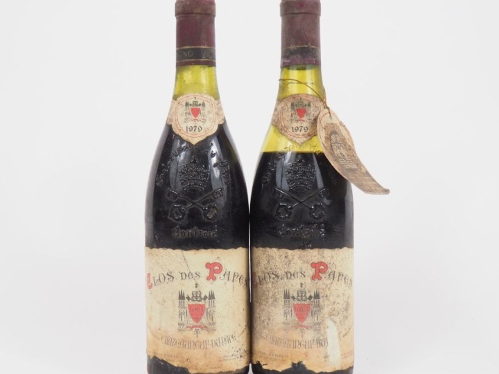 2 BOUTEILLES CHÂTEAUNEUF DU PAPE CLOS DES PAPES PAUL AVRIL - 1979 - 1 