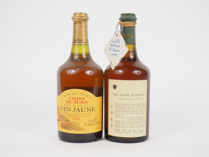 2 BOUTEILLES VIN JAUNE D'ARBOIS : 1 MARCEL CABELIER 1993/1 ROLET PÈRE 
