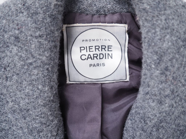 Pierre CARDIN Ensemble de tailleur, veste et jupe, probablement en lai