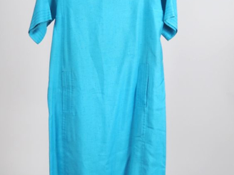 Vente aux enchères CELINE, Paris Robe bleu turquoise mi-longue en lin (22%) et viscose (7