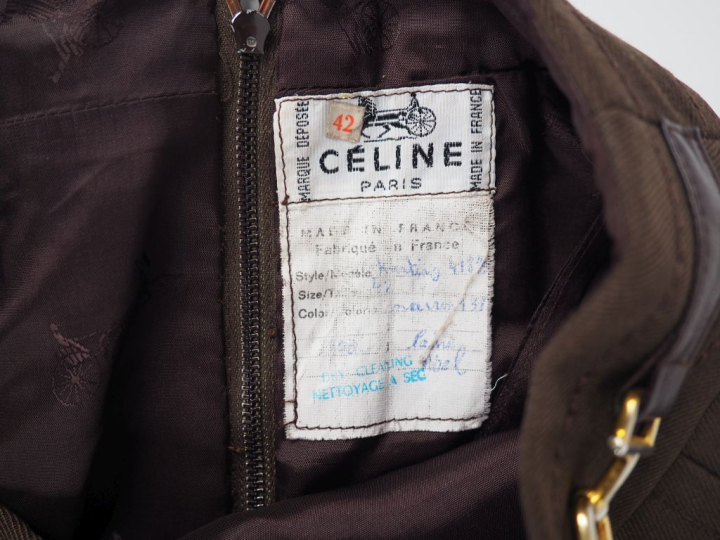CELINE, Paris Jupe longue plissée vintage en laine marron.  La ceintur