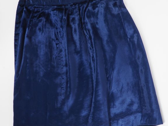 Daniel HECHTER Jupe portefeuille en viscose (100%) de couleur bleue.  